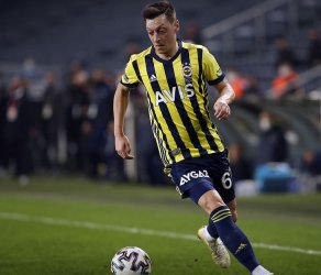 mesut-ozil-fenerbahce-football-turkish-hd-wallpaper-preview.jpg mesut-ozil-fenerbahce-football-turkish-hd-wallpaper-preview.jpg